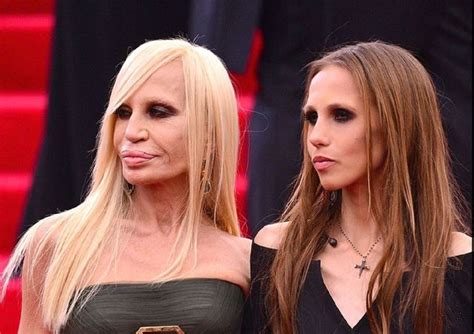 foto figlia donatella versace|does donatella versace own.